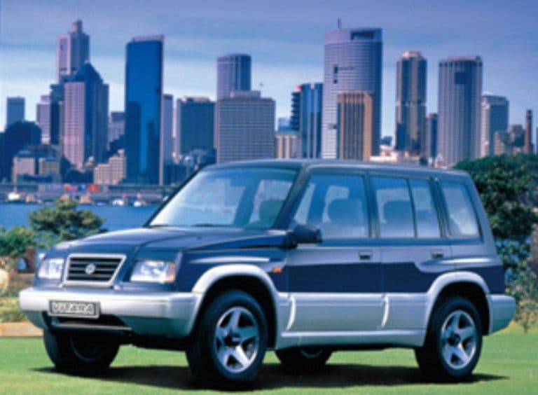 Suzuki Vitara Five-Door 1995 Car Image